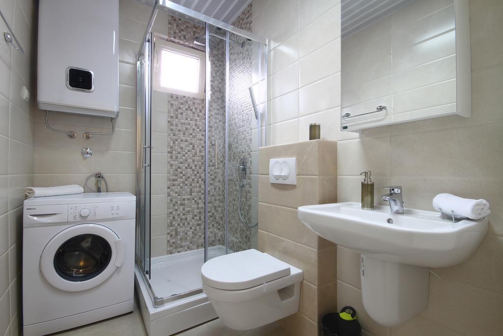 בודווה Sarap Apartments מראה חיצוני תמונה