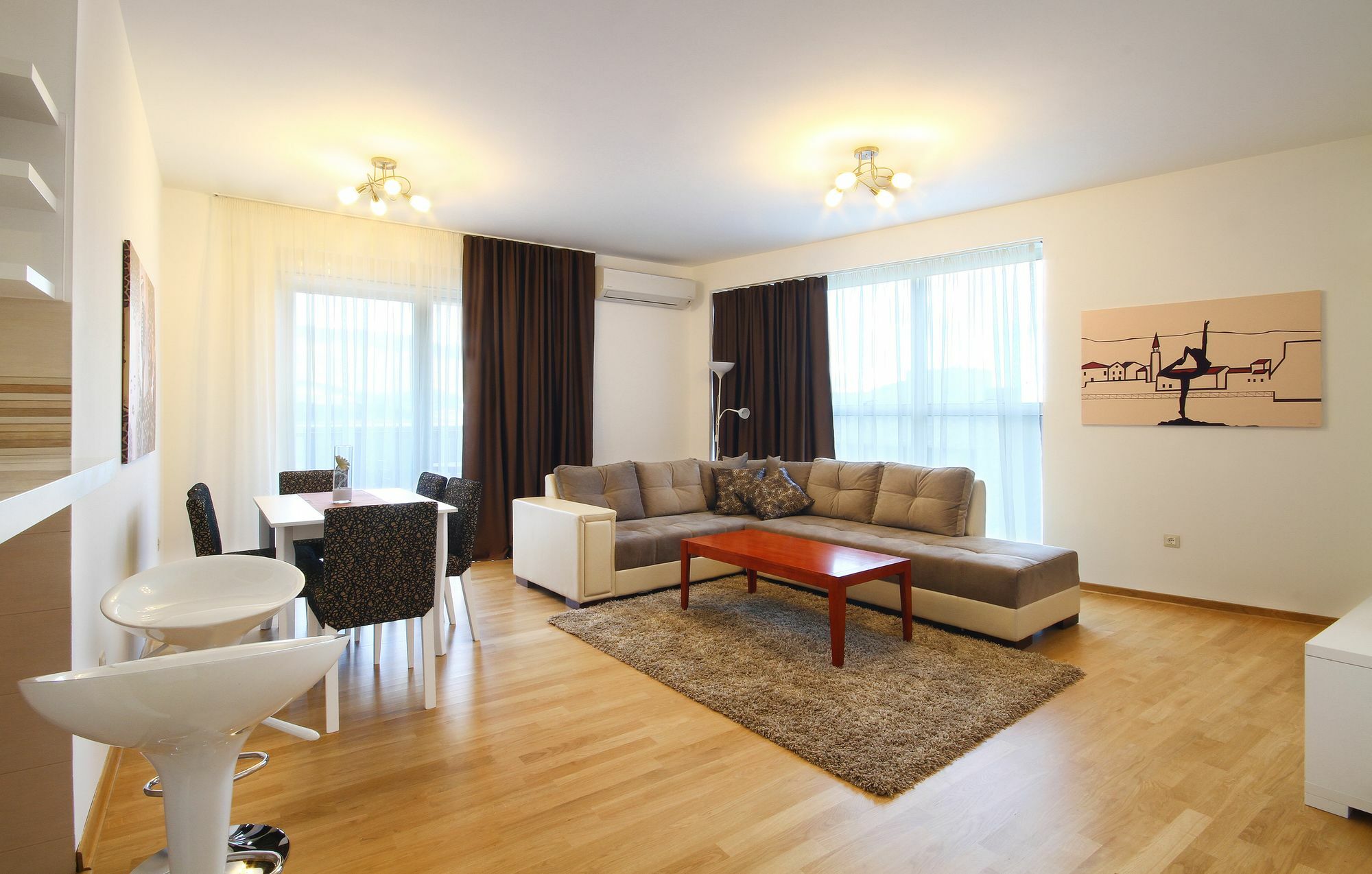בודווה Sarap Apartments מראה חיצוני תמונה